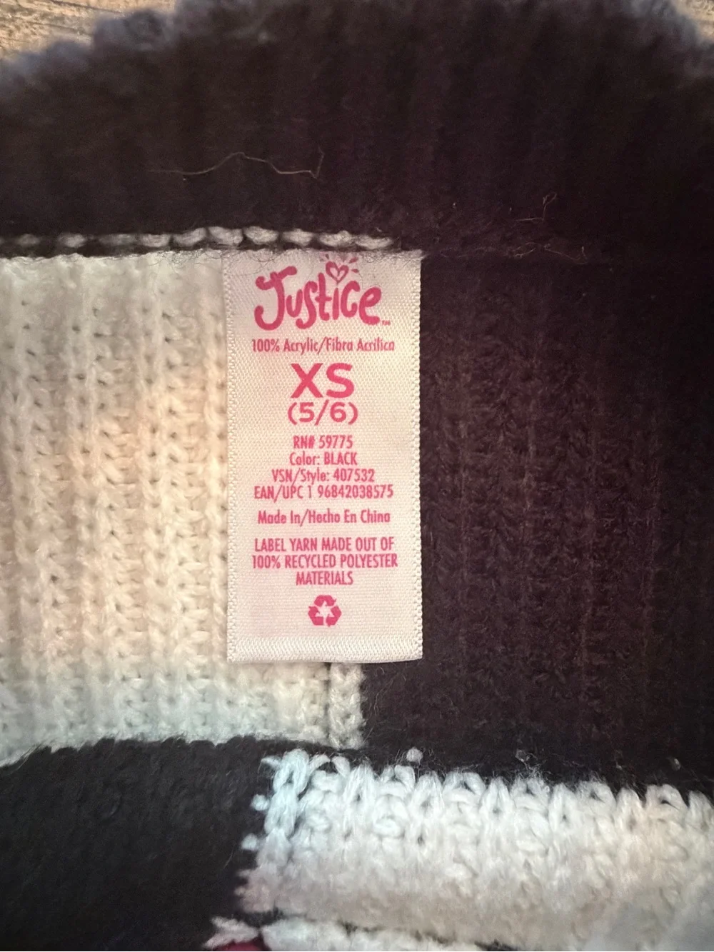 Justice Girls Size XS 5/6 Black White Chunky Stripe Sweater with Sequin Rainbow